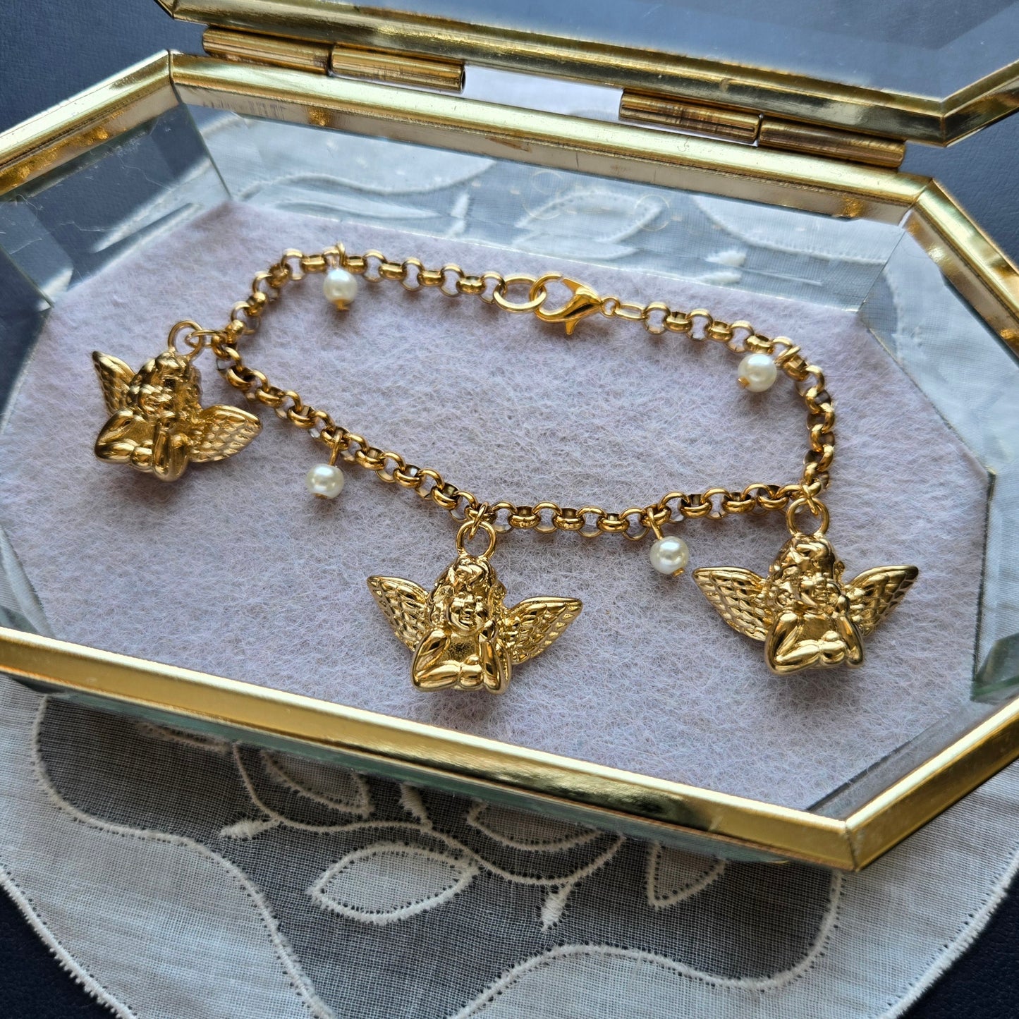 Bracelet - Gold Cherub and Pearl Charm Bracelet