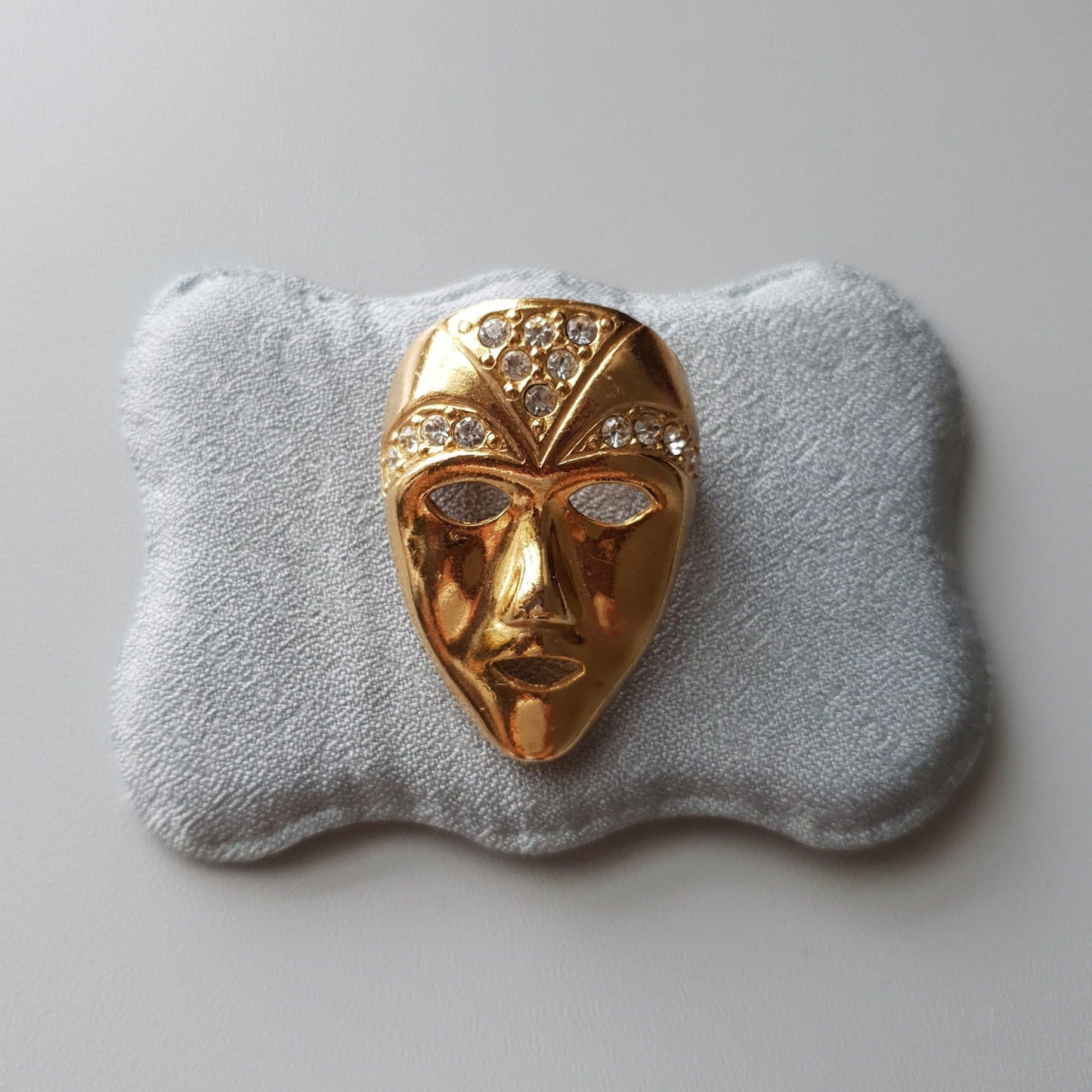 Brooch - Sphinx Gold Crystal Mask Brooch