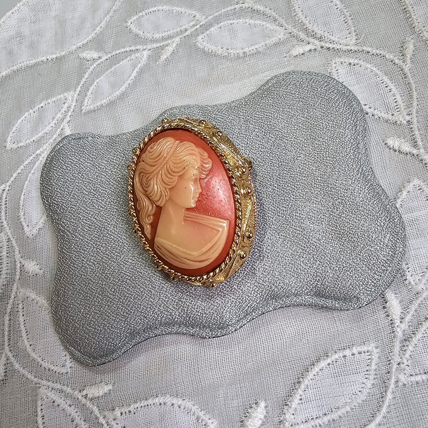 Pendant/Brooch - Sarah Coventry Orange Cameo Brooch