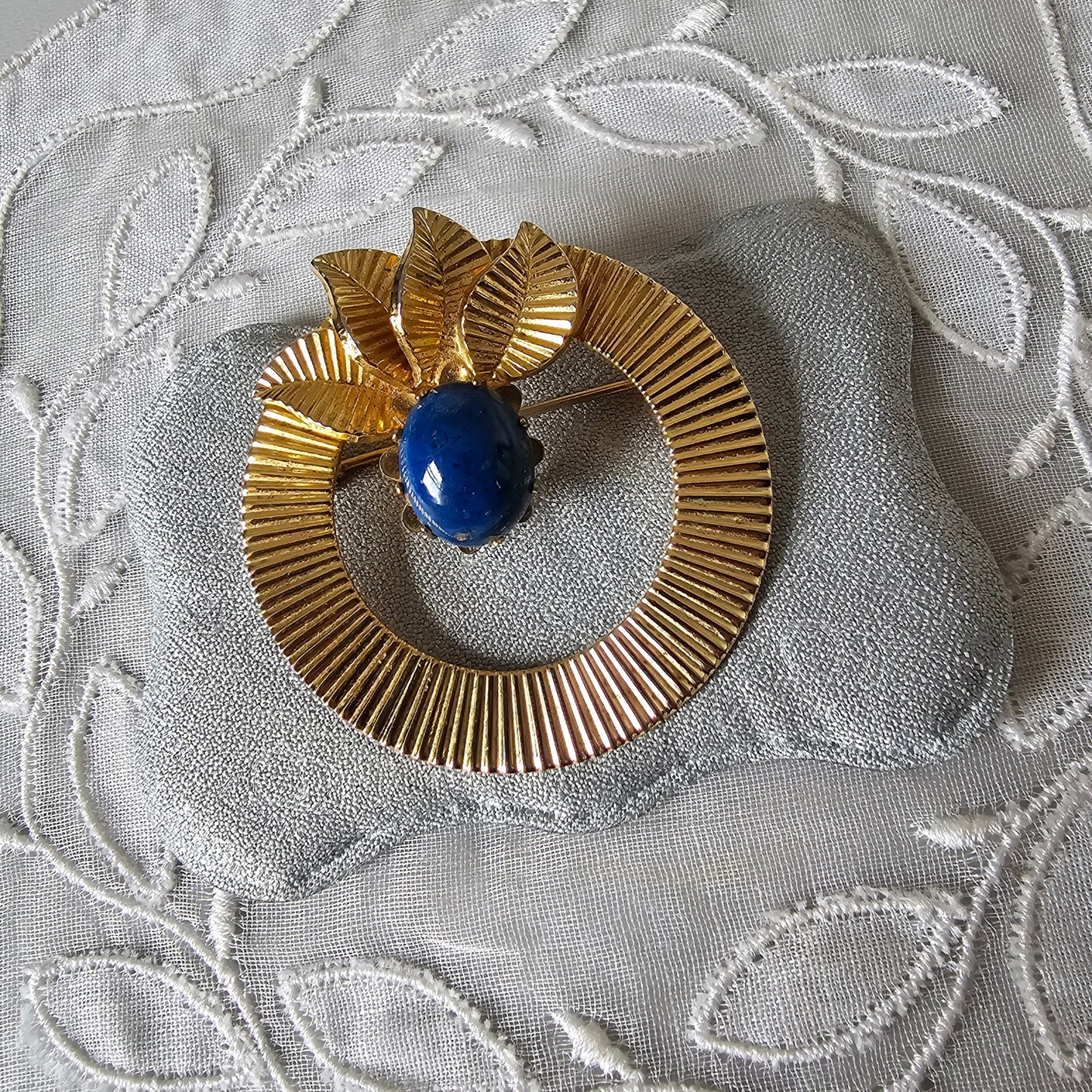 Brooch - Unsigned Jewelcraft Lapis Lazuli Leaf Brooch