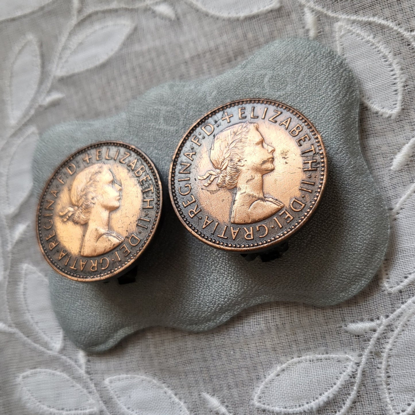 Clip on - Elizabeth II 1959 Half Penny Coin Clip on Earrings