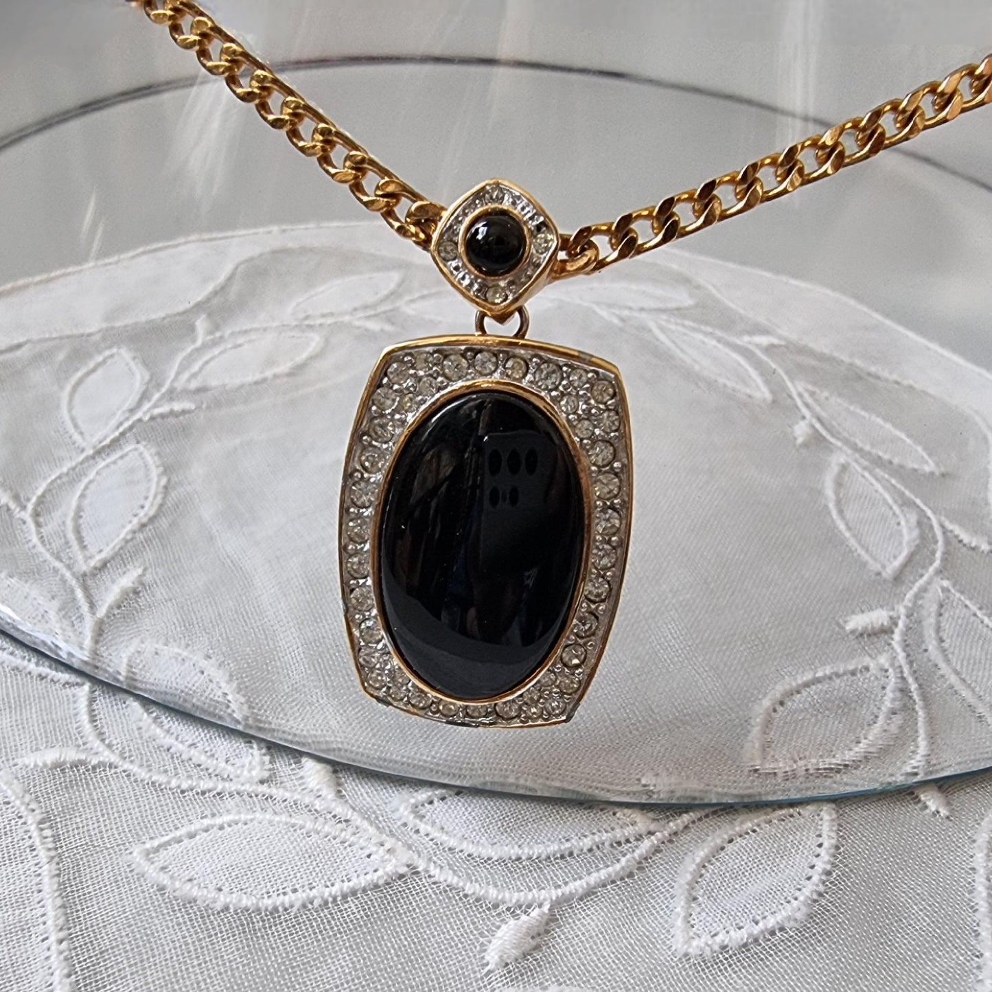 Necklace - Black and Clear Crystals Drop Necklace