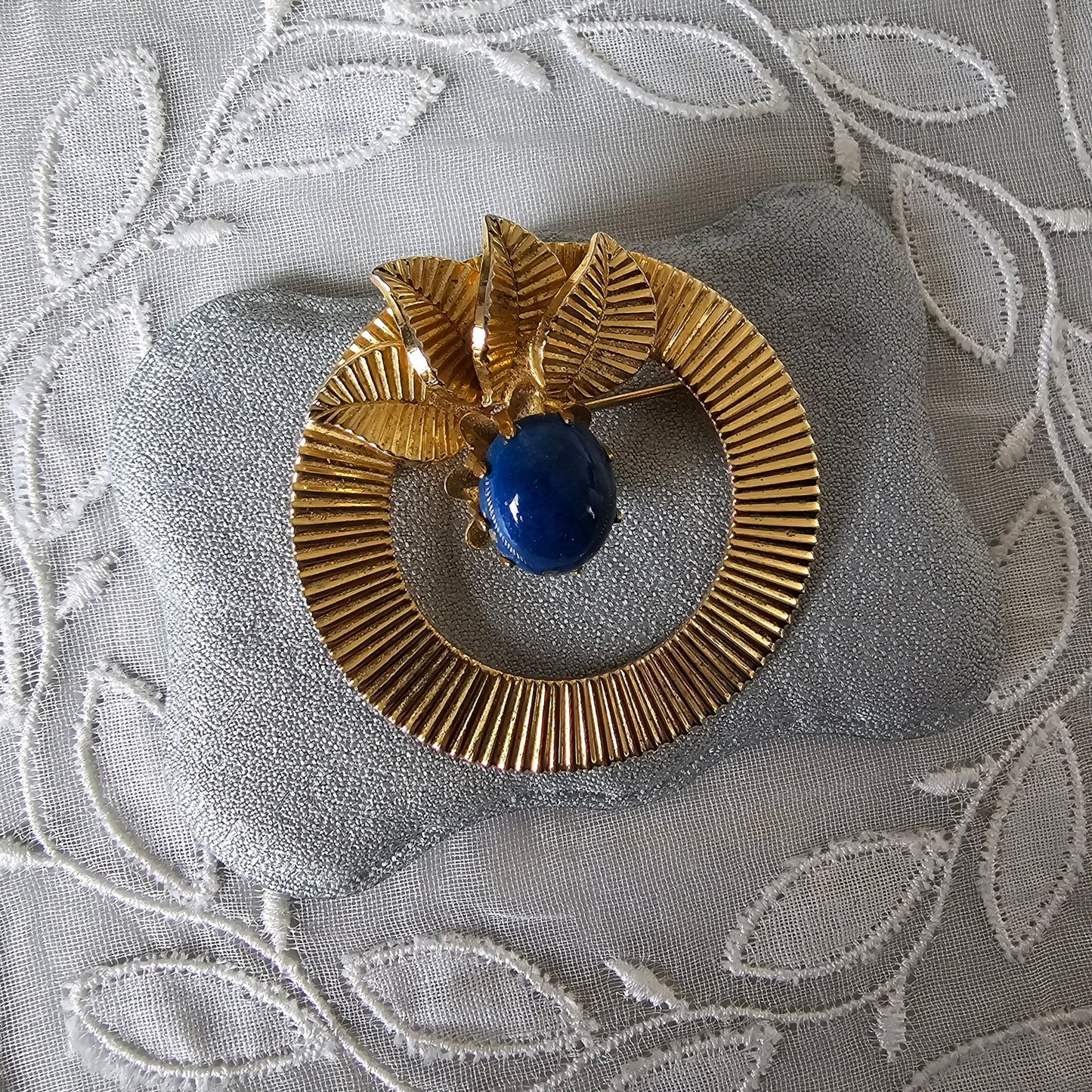 Brooch - Unsigned Jewelcraft Lapis Lazuli Leaf Brooch