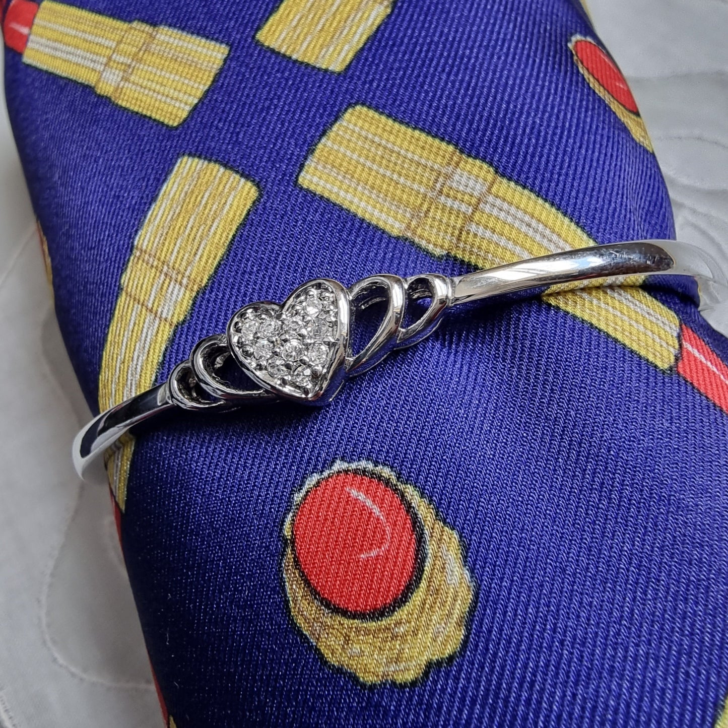 Bracelet - Crystal Heart Clamper Bracelet