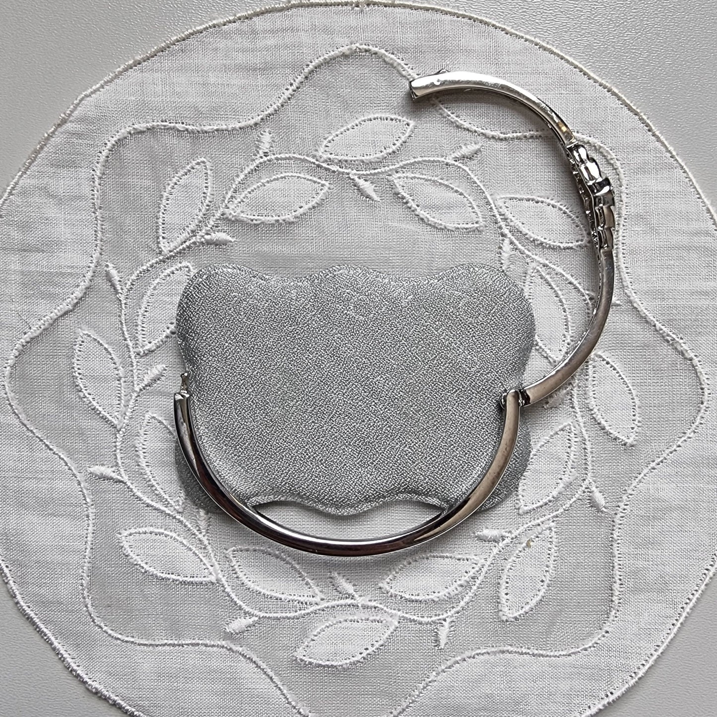 Bracelet - Crystal Heart Clamper Bracelet