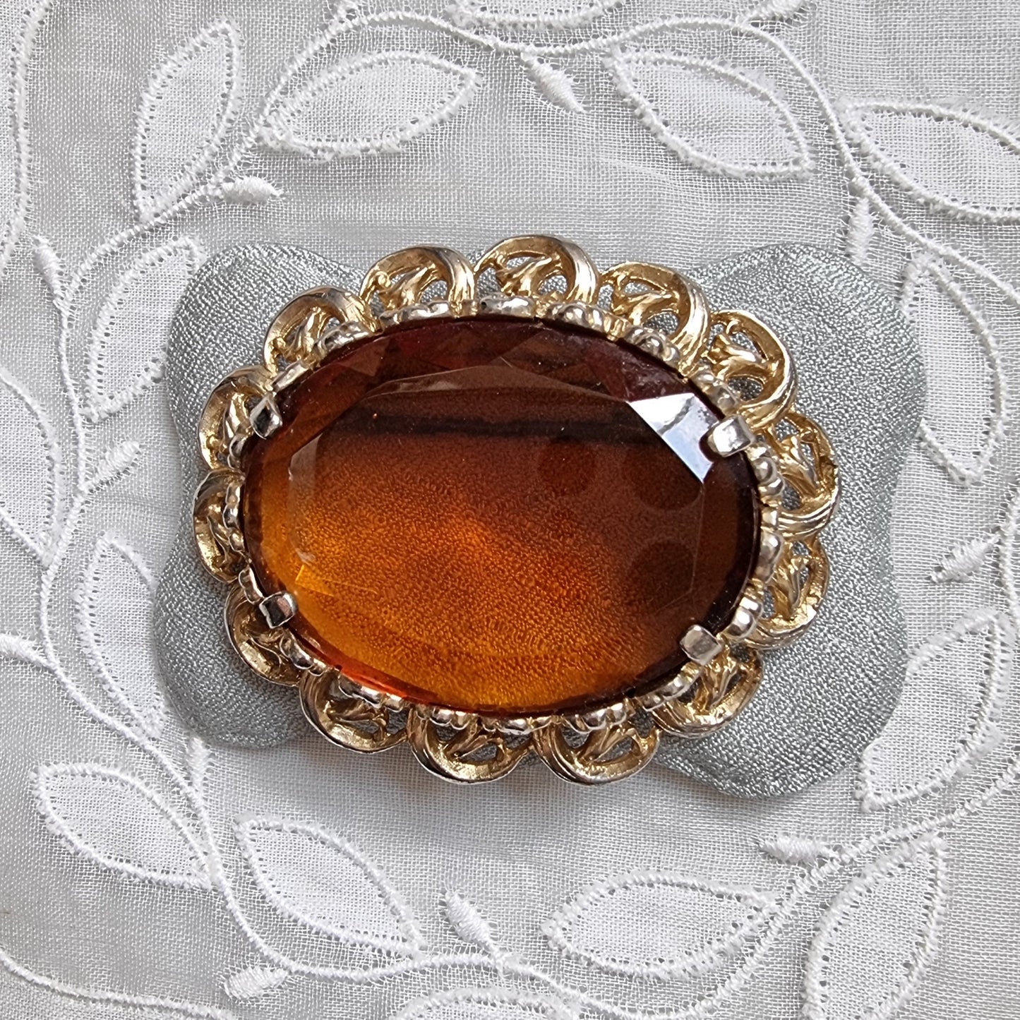 Brooch - Oval Orange Brown Glass Brooch