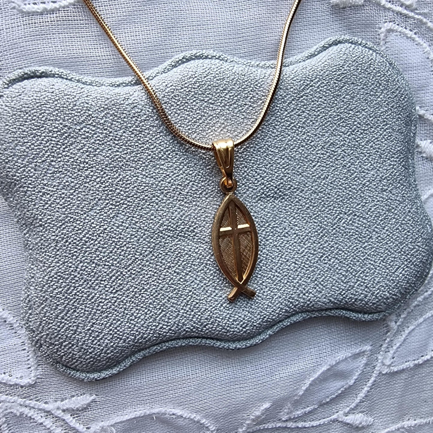 Necklace - Christian Fish Cross Pendant Necklace