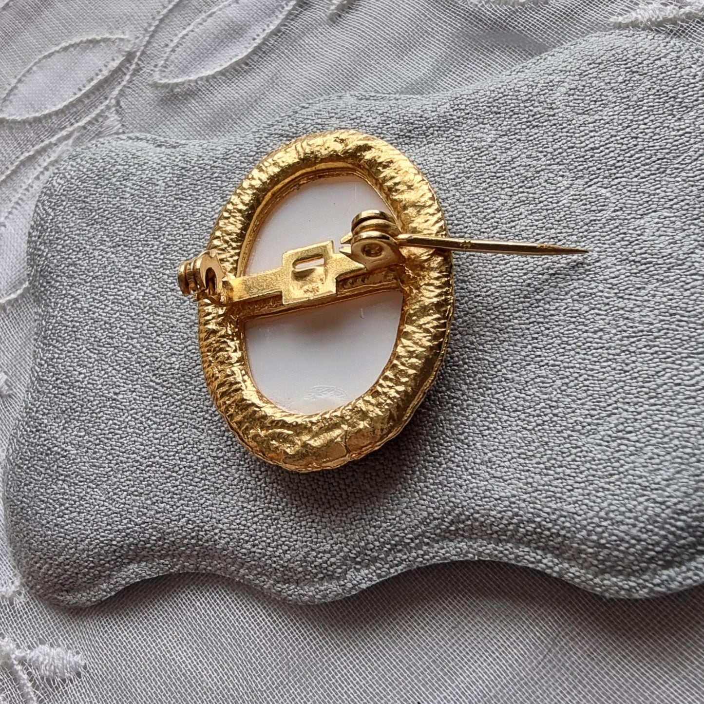 Brooch - Oval Painted Porcelain Brooch