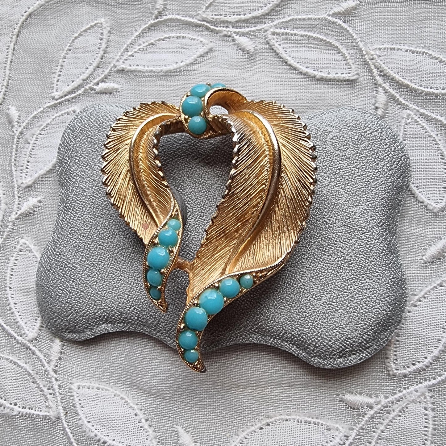 Brooch - Sphinx Gold Turquoise Leaf Brooch