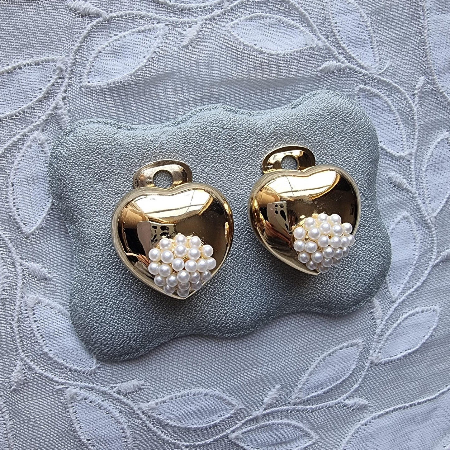Clip on - Seed Pearl Cluster Heart Clip on Earrings