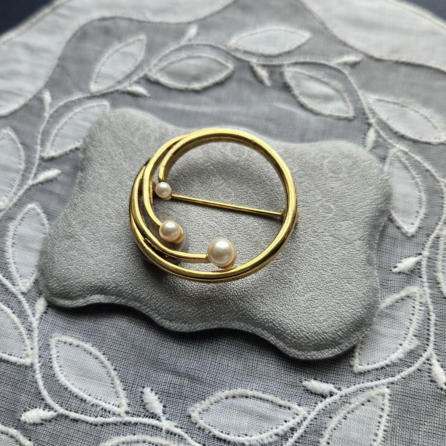 Brooch - Monet Pearl Wreath Brooch